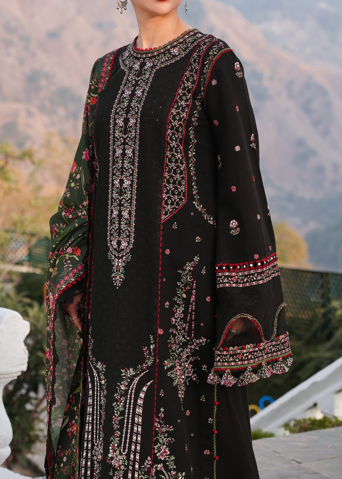 3PC Embroidery Suit Lawn-HH14