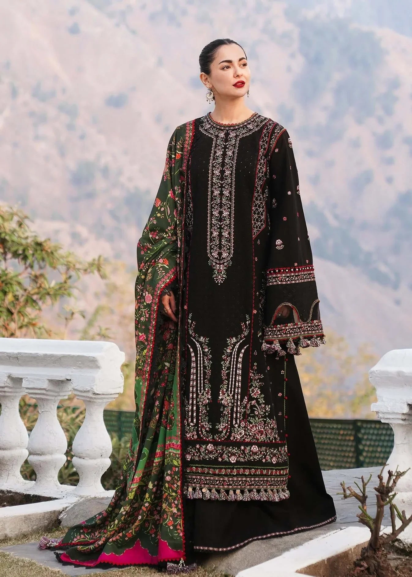 3PC Embroidery Suit Lawn-HH14